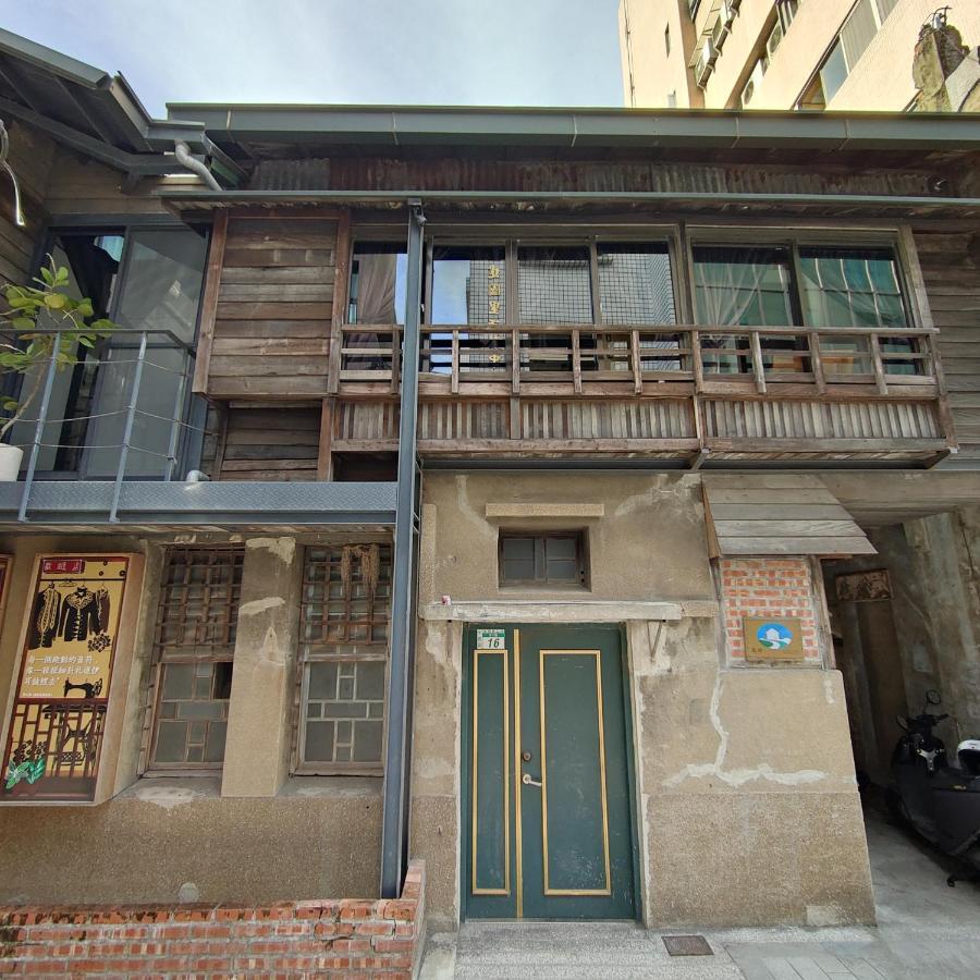 Jerry'S Mazehut Hostel Ταϊνάν Εξωτερικό φωτογραφία