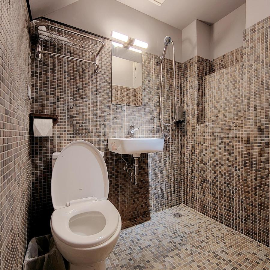 Jerry'S Mazehut Hostel Ταϊνάν Εξωτερικό φωτογραφία
